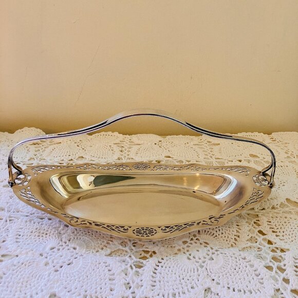 Vintage Silver Plate Oval Tray with Handle/ Blush Coloured Linen Crochet Napkin - Picture 14 of 16